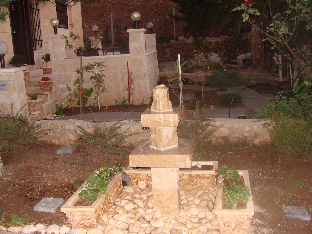 Tamer Guest House Хайфа Екстериор снимка
