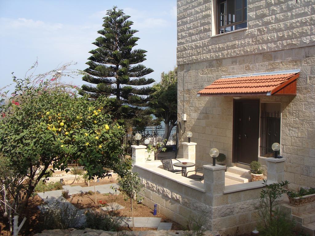 Tamer Guest House Хайфа Екстериор снимка
