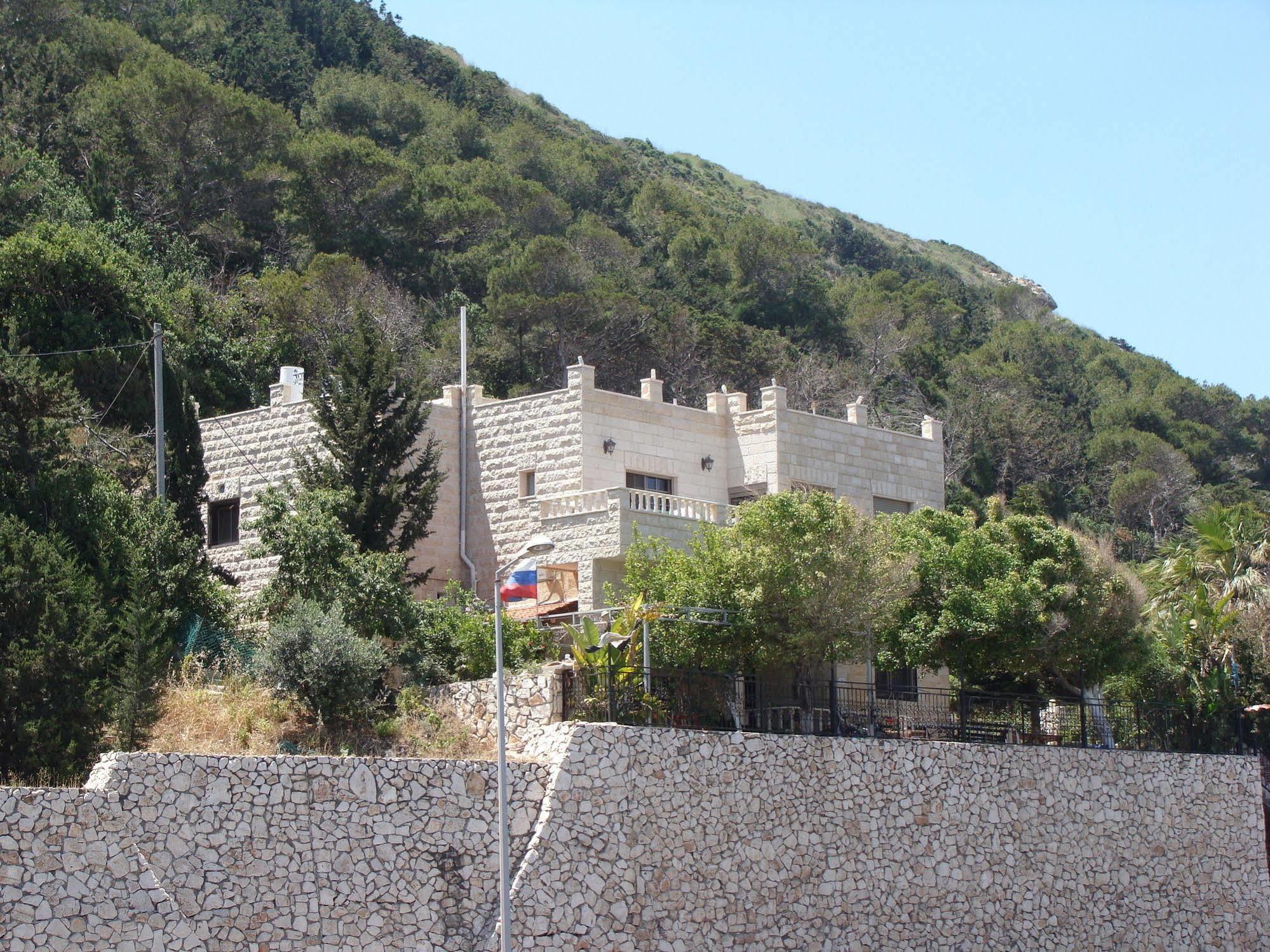 Tamer Guest House Хайфа Екстериор снимка