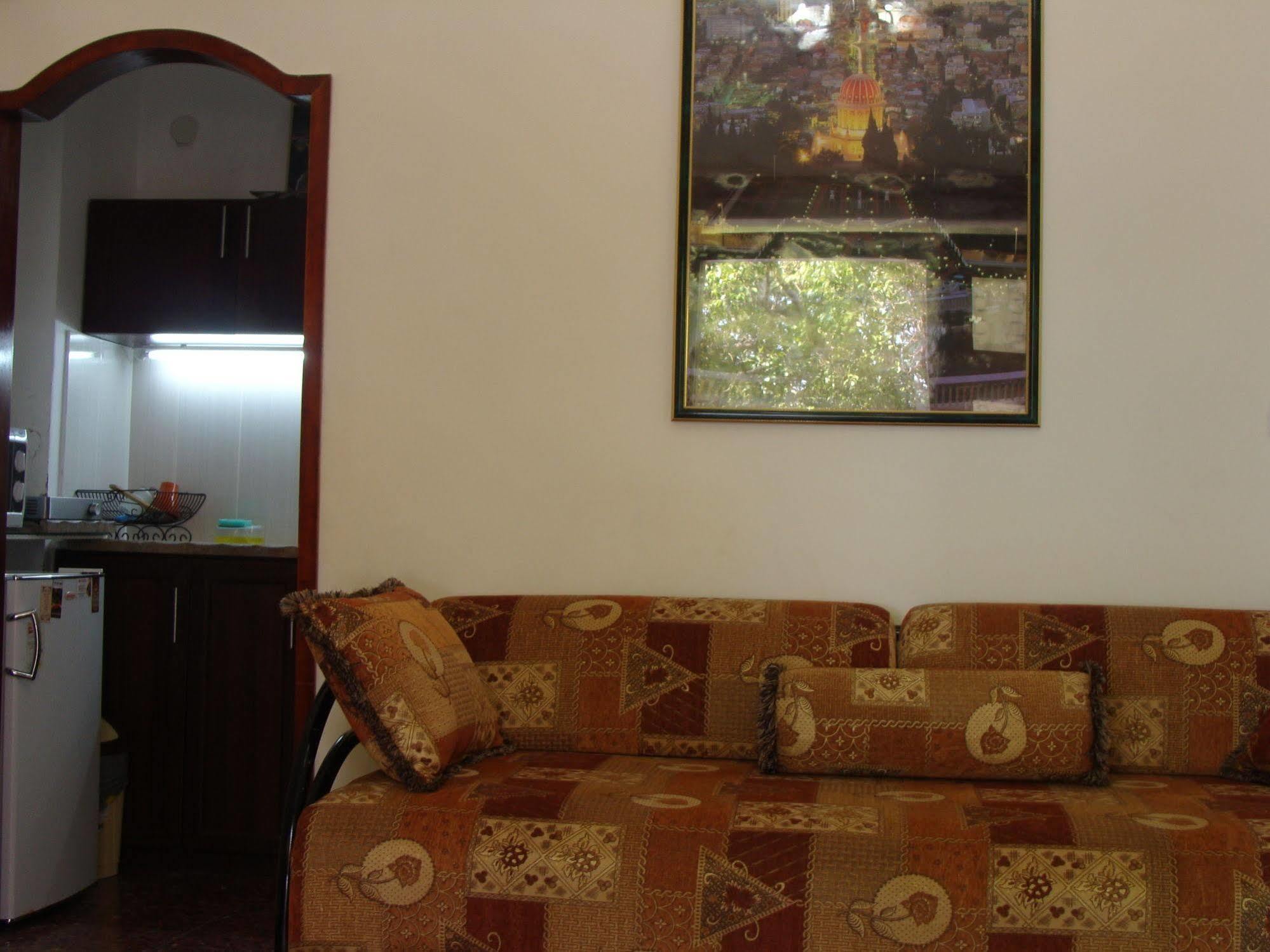 Tamer Guest House Хайфа Екстериор снимка