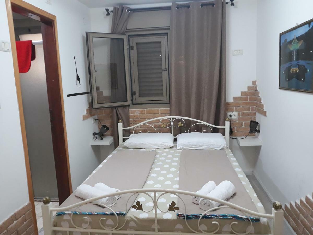 Tamer Guest House Хайфа Екстериор снимка