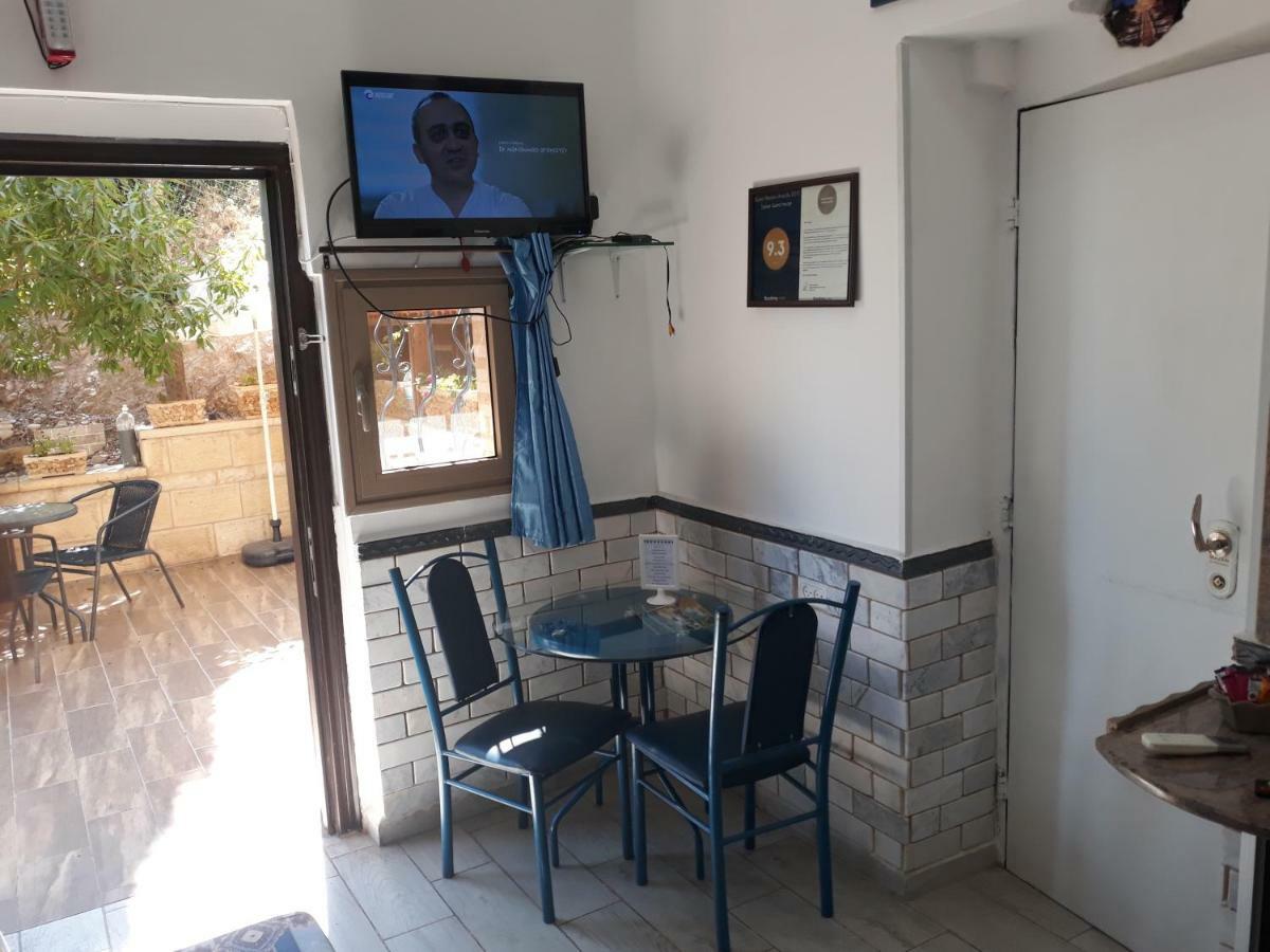 Tamer Guest House Хайфа Екстериор снимка