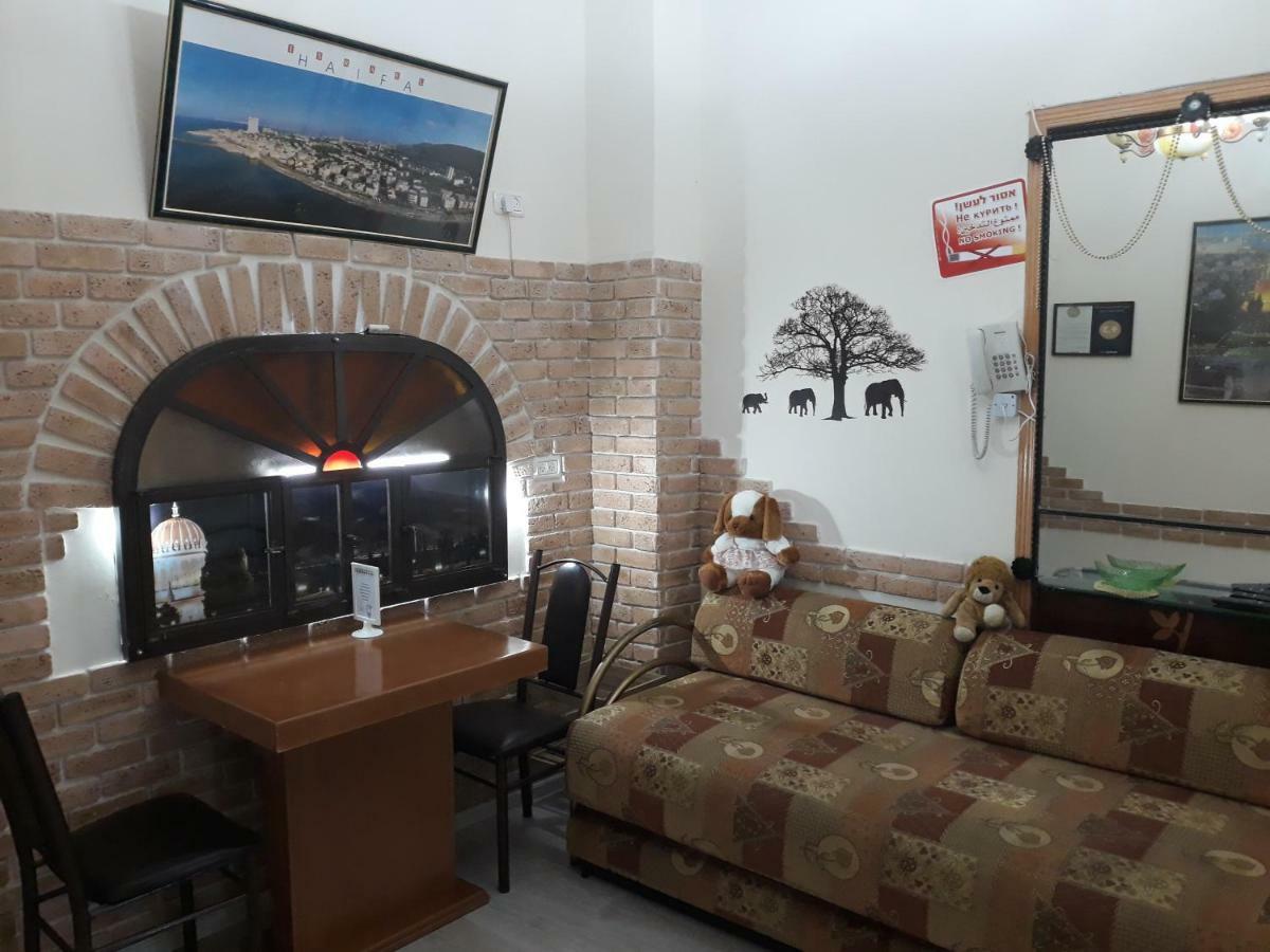 Tamer Guest House Хайфа Екстериор снимка