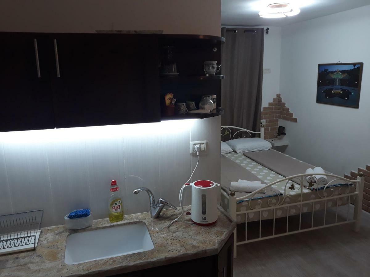 Tamer Guest House Хайфа Екстериор снимка